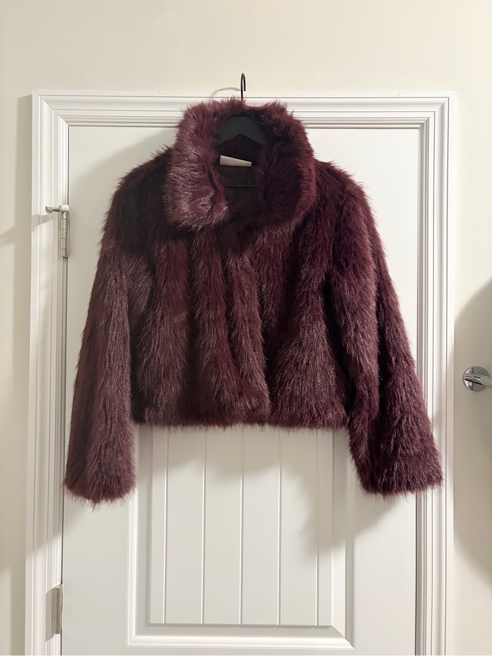 NWOT No Boundaries Faux Fur Cropped Jacket